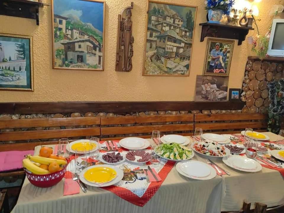 Family Hotel Santo Bansko Luaran gambar