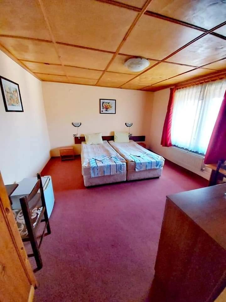 Family Hotel Santo Bansko Luaran gambar