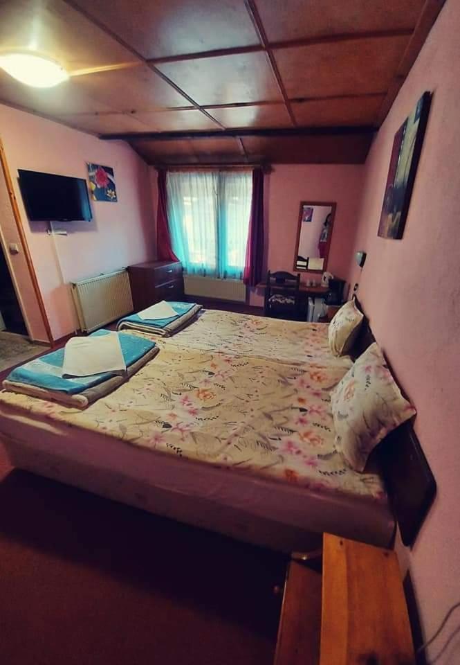 Family Hotel Santo Bansko Luaran gambar