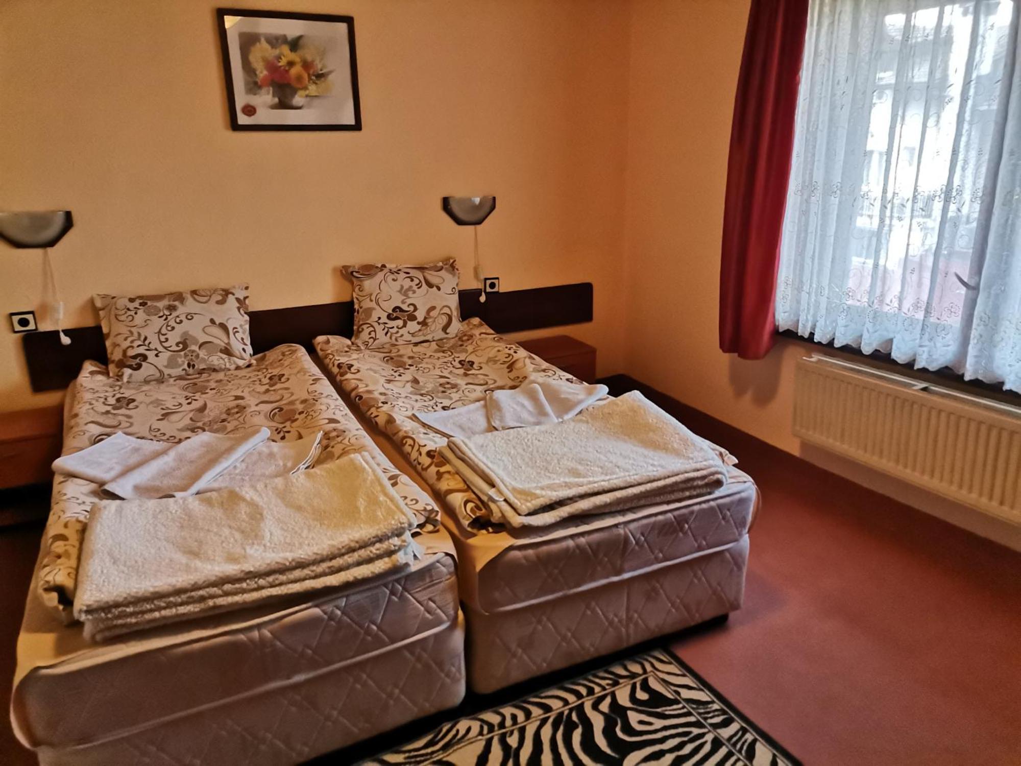 Family Hotel Santo Bansko Luaran gambar